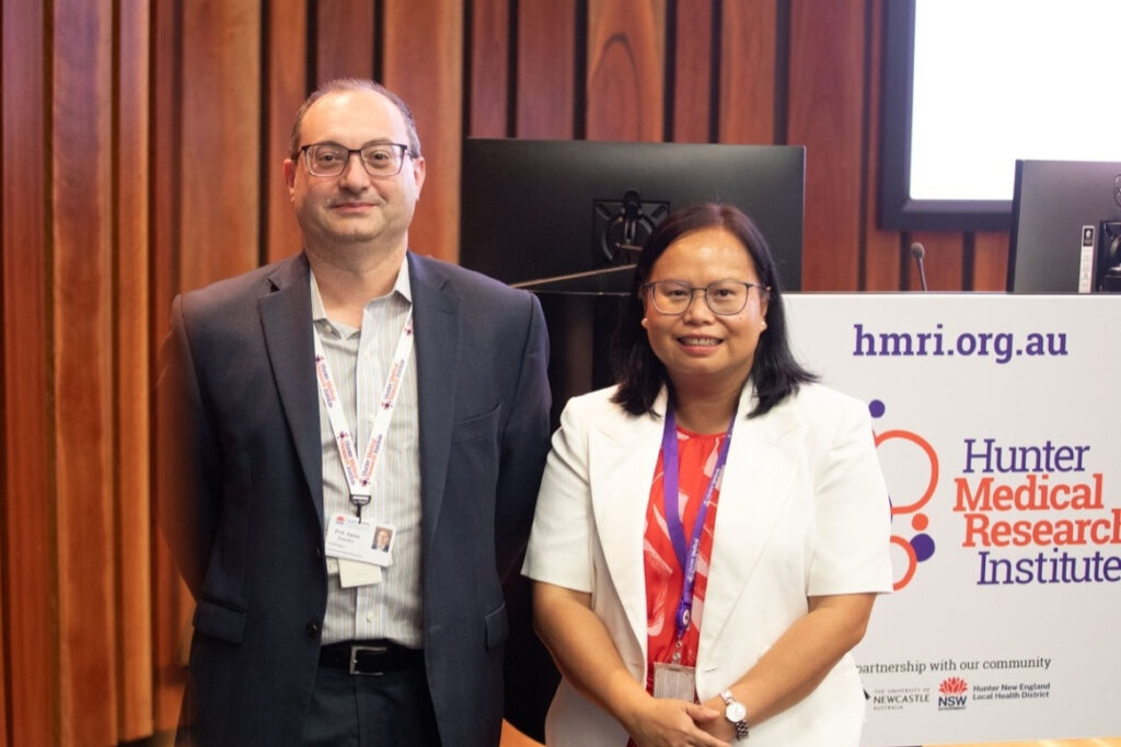 Prof Aaron Sverdlov and Prof Doan Ngo standing together at the Hunter Medical Research Institute